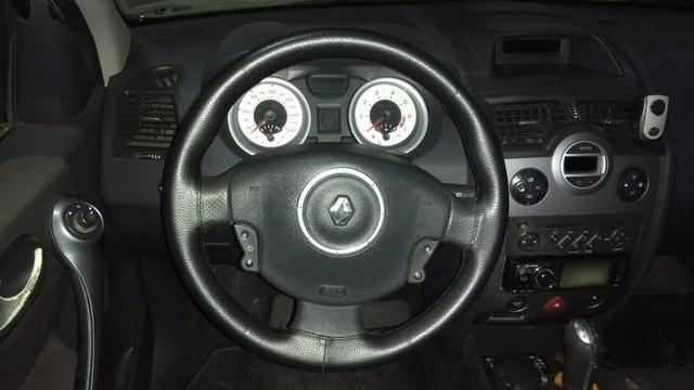 Megane 1.6 16v 2010 - Foto 3