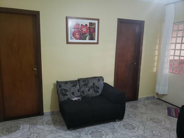 Vendo Excelente Sobrado com 02 Casas. Localizada na QNO 15. Setor "O" - Foto 17