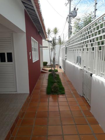 Casa com ótima localização - Foto 5