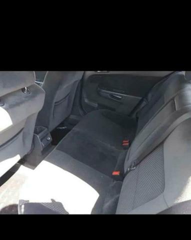 Vendo Vectra gt em ótimo condições pego carro do meu interesse(golf.i30) - Foto 3