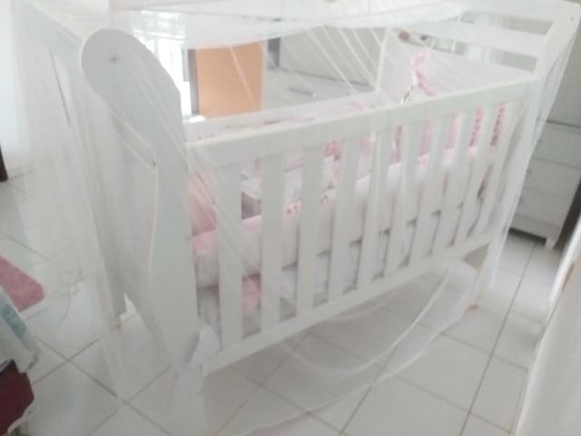 Berço que vira cama