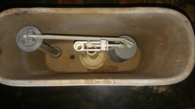 Vende essa caixa acoplada para banheiro - Foto 2