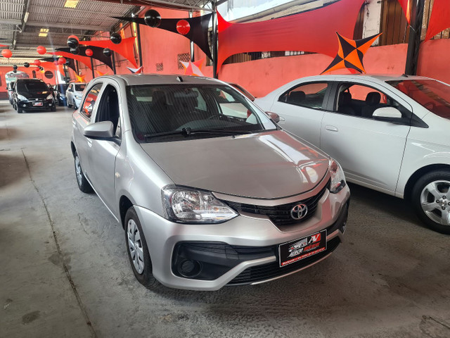 Toyota Etios 2018 1.3 1 mil de entrada Aércio Veículos - Foto 3