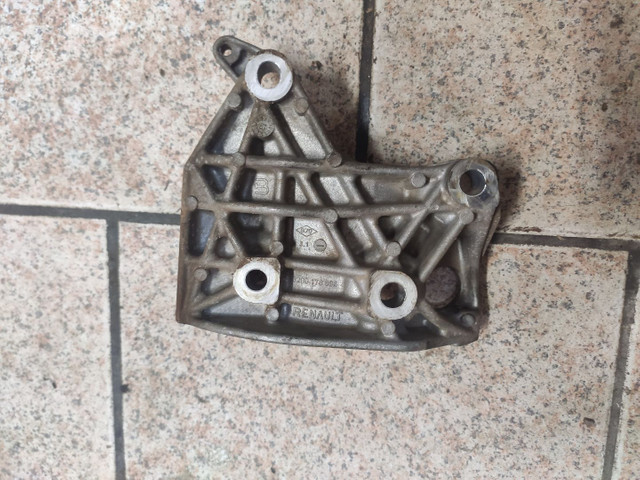 Suporte alternador Clio Sandero Logan 1.0 16v 