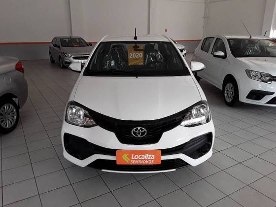 ETIOS 2019/2020 1.5 X PLUS SEDAN 16V FLEX 4P AUTOMÁTICO