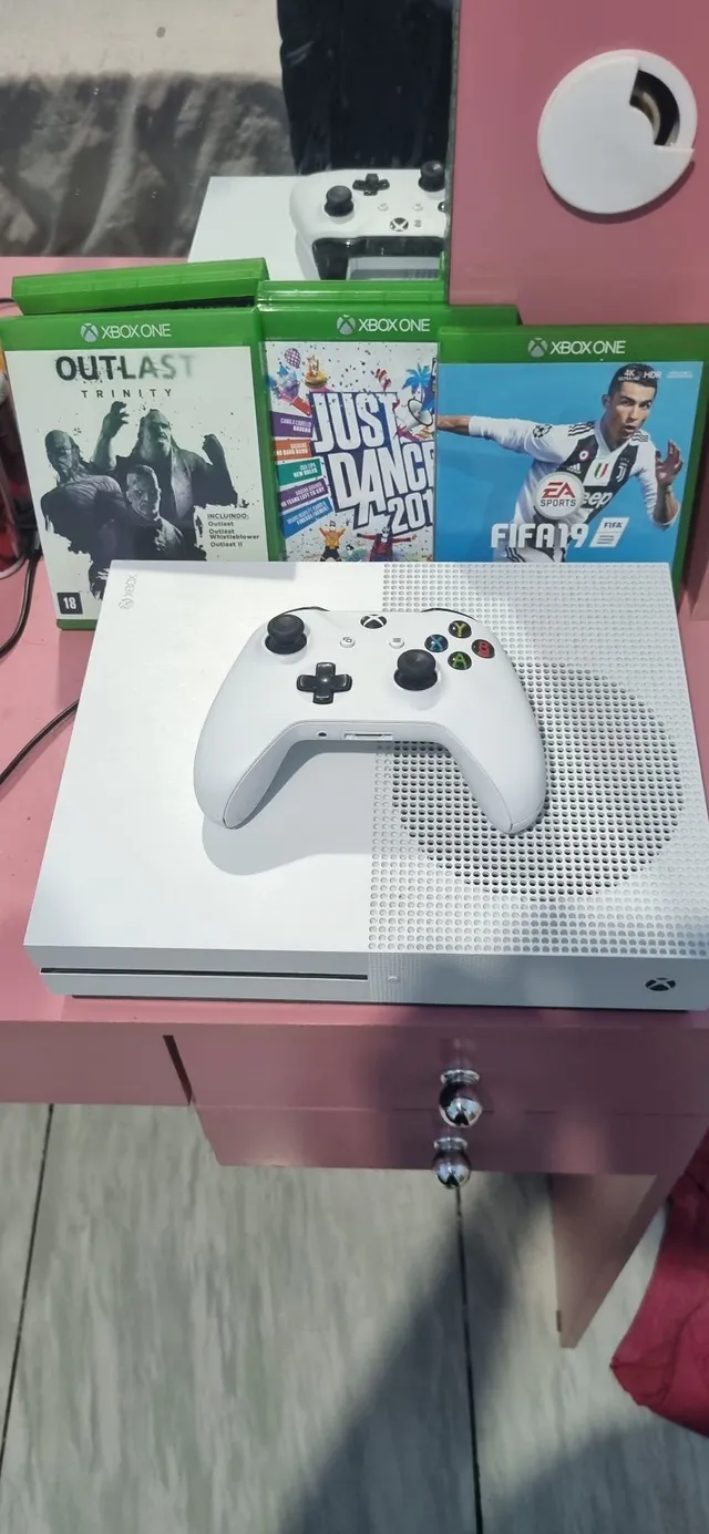 Xbox one s com fortnite  +236 anúncios na OLX Brasil