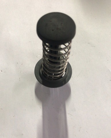 Mola da Tampa Capo Motor Mercedes Benz 2005 c/detalhe - Foto 4