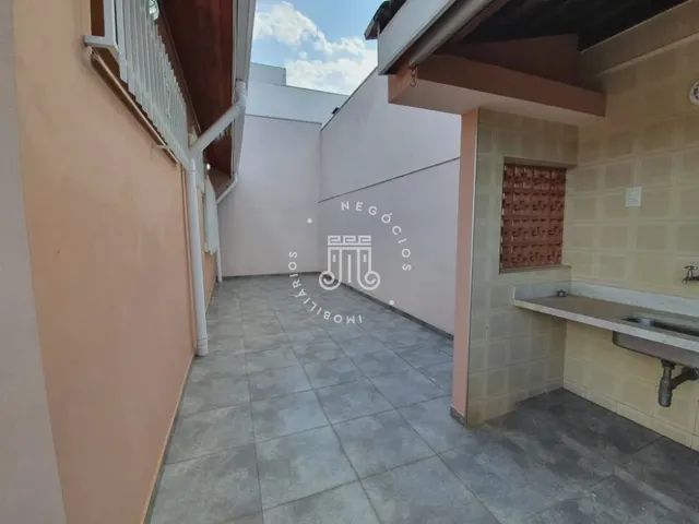 Casa à venda no bairro Vila São José em Várzea Paulista/SP