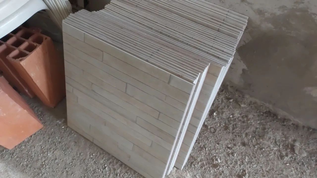 Revestimento ceramico piso externo,  pia