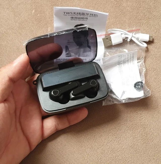 Fone M19, com função lanterna e power bank - Foto 2