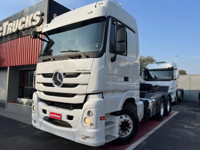 Mercedes Benz Actros 2651 6x4 18/19 Selectrucks