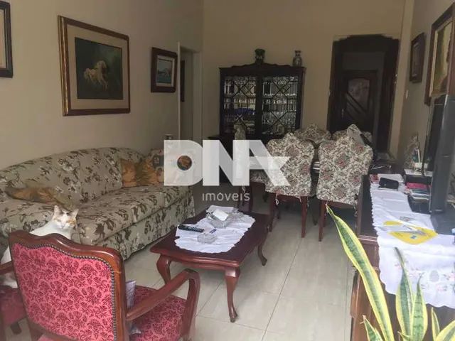 Apartamento - / Residencial / Copacabana