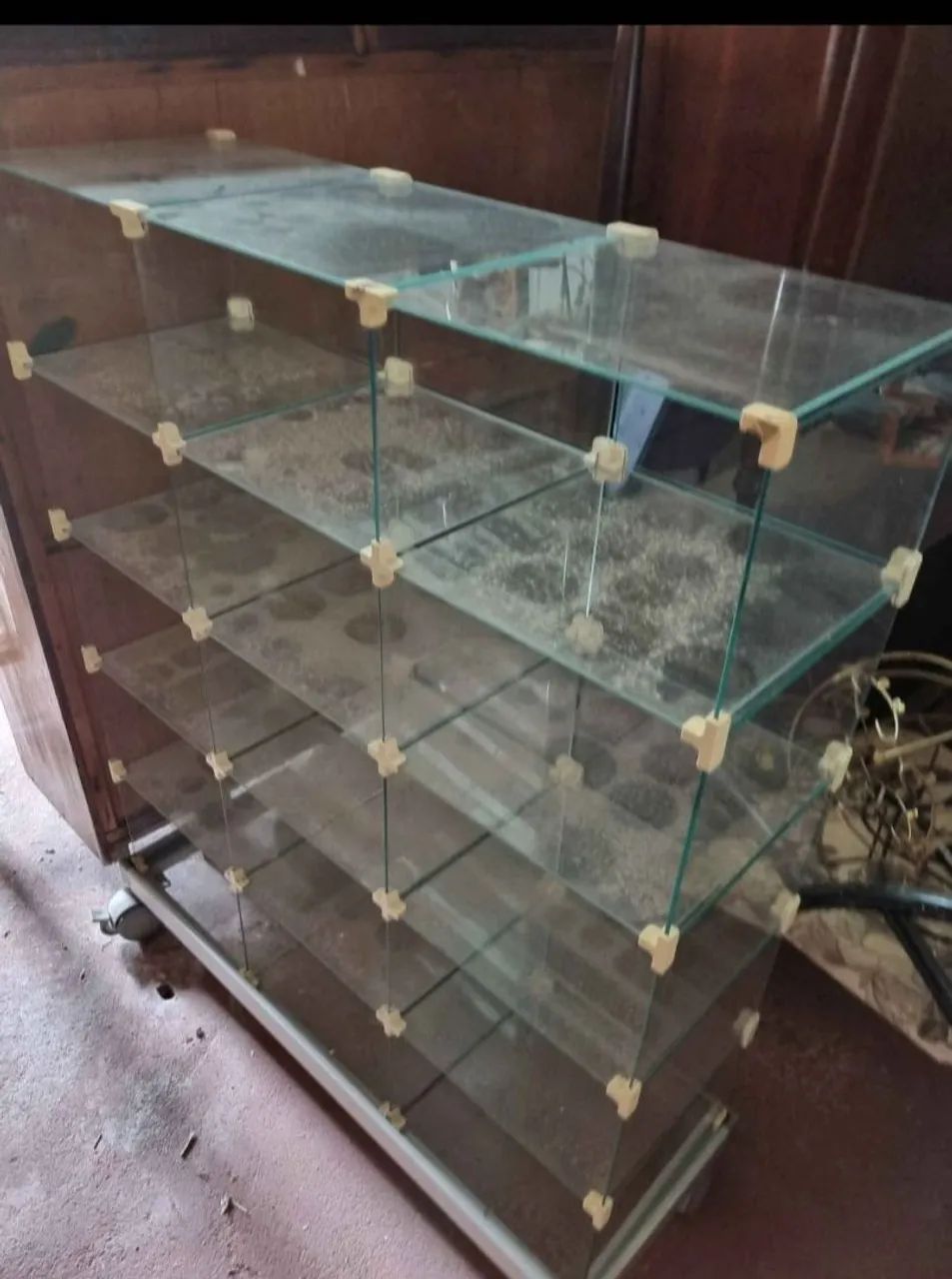 Vitrine de Vidro para Loja com 15 comeias