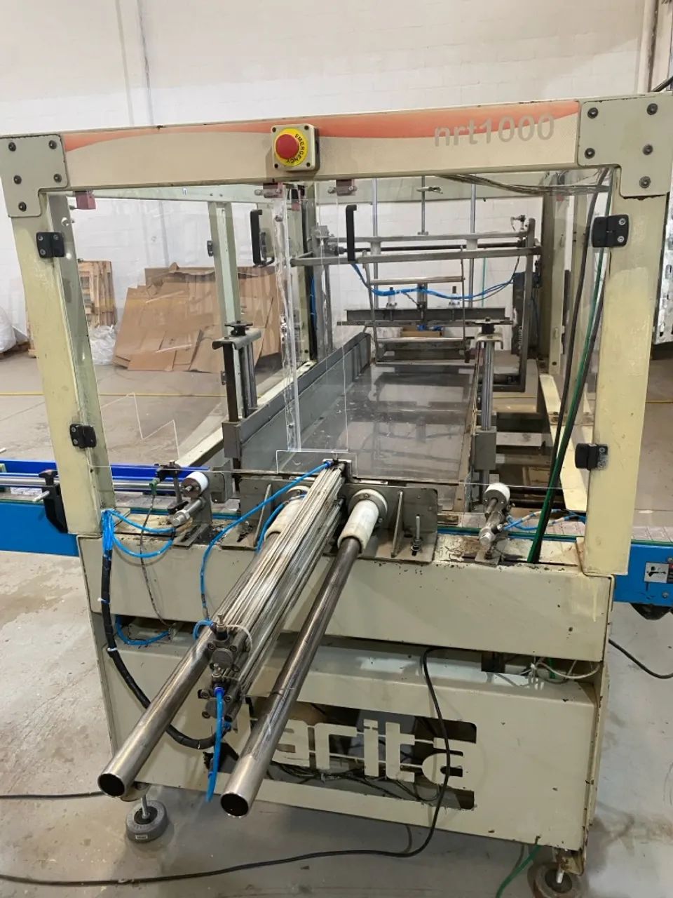 Máquina ensacadeira de frascos marca Narita
