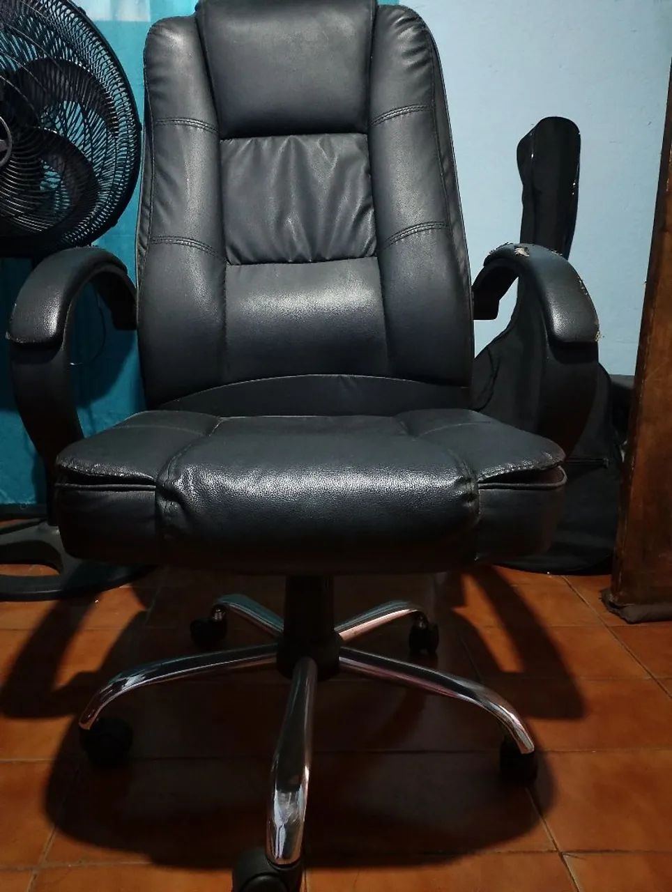 Cadeira de escritório 64301539778689120