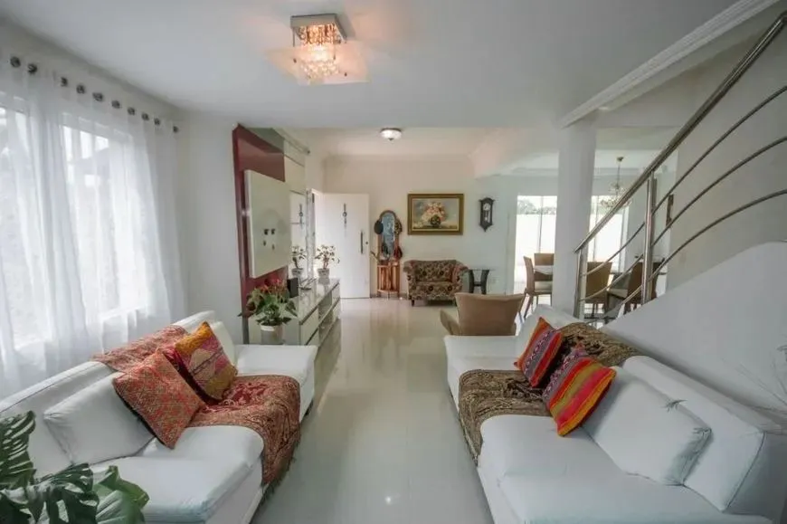 Imóvel para venda tem 210 metros quadrados com 3 quartos em Jardim Marco Zero - Macapá - A