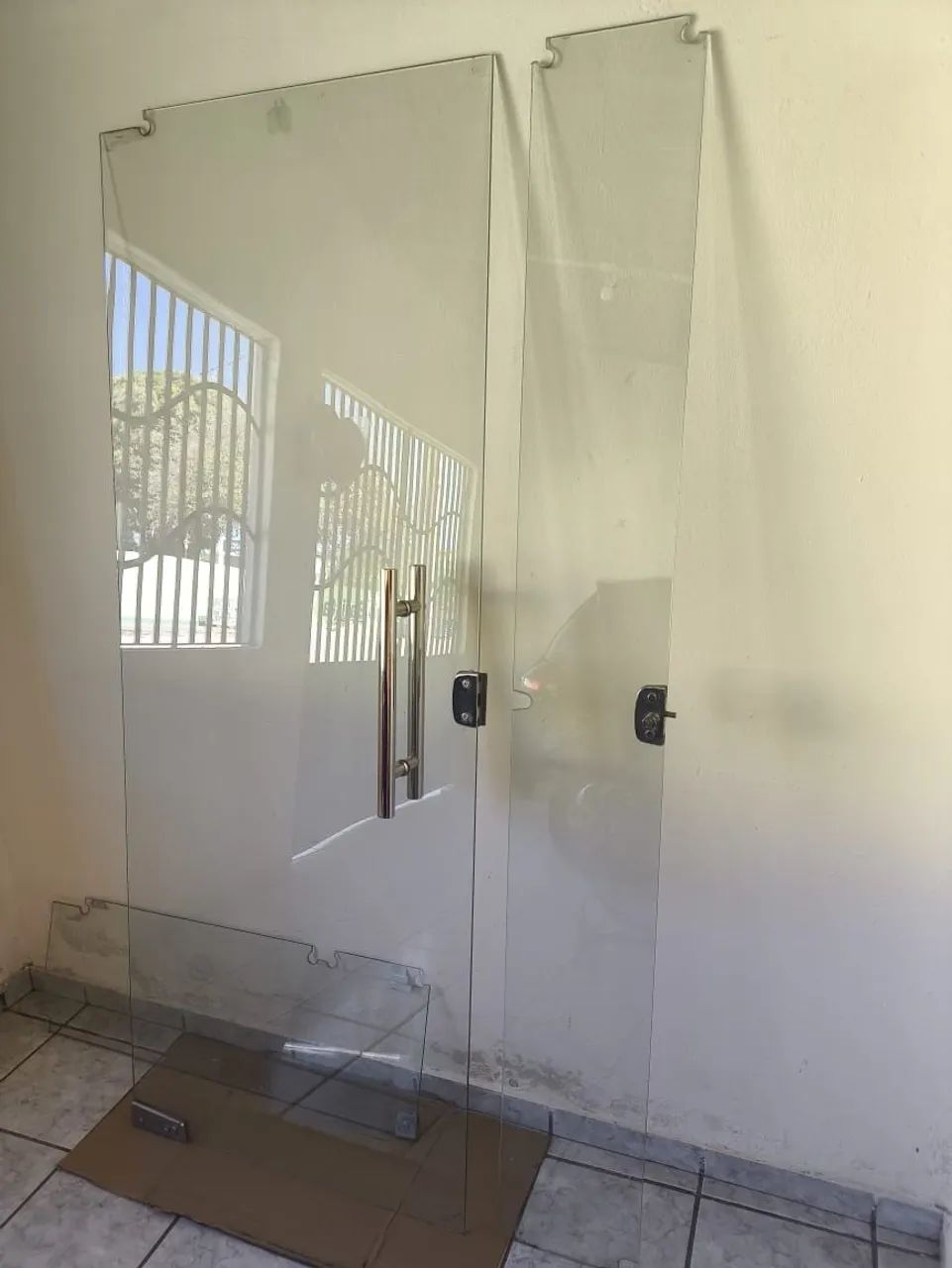 Porta de vidro64286144721154121