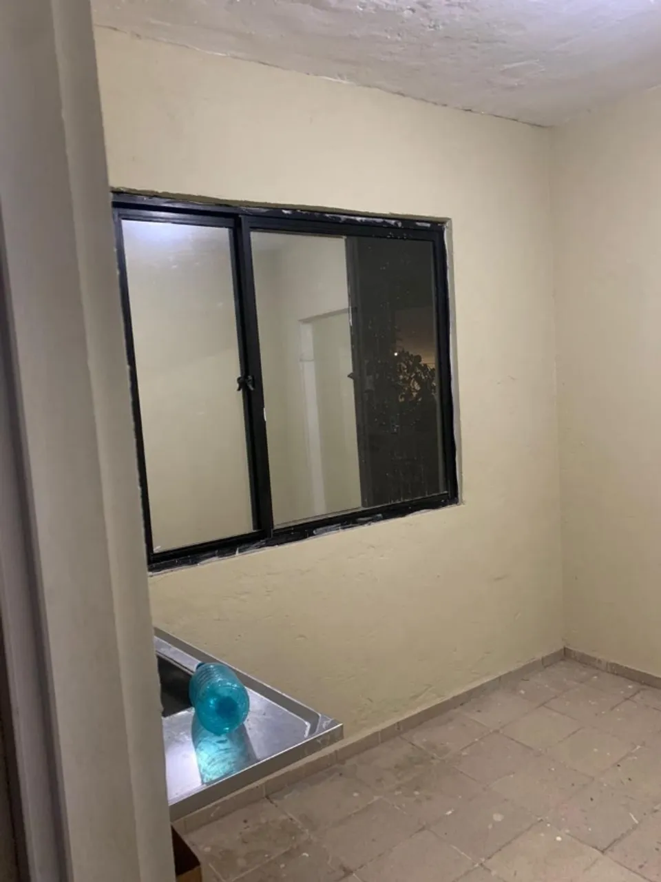 Apartamento 02 quartos, sala cozinha, próx a UFC
