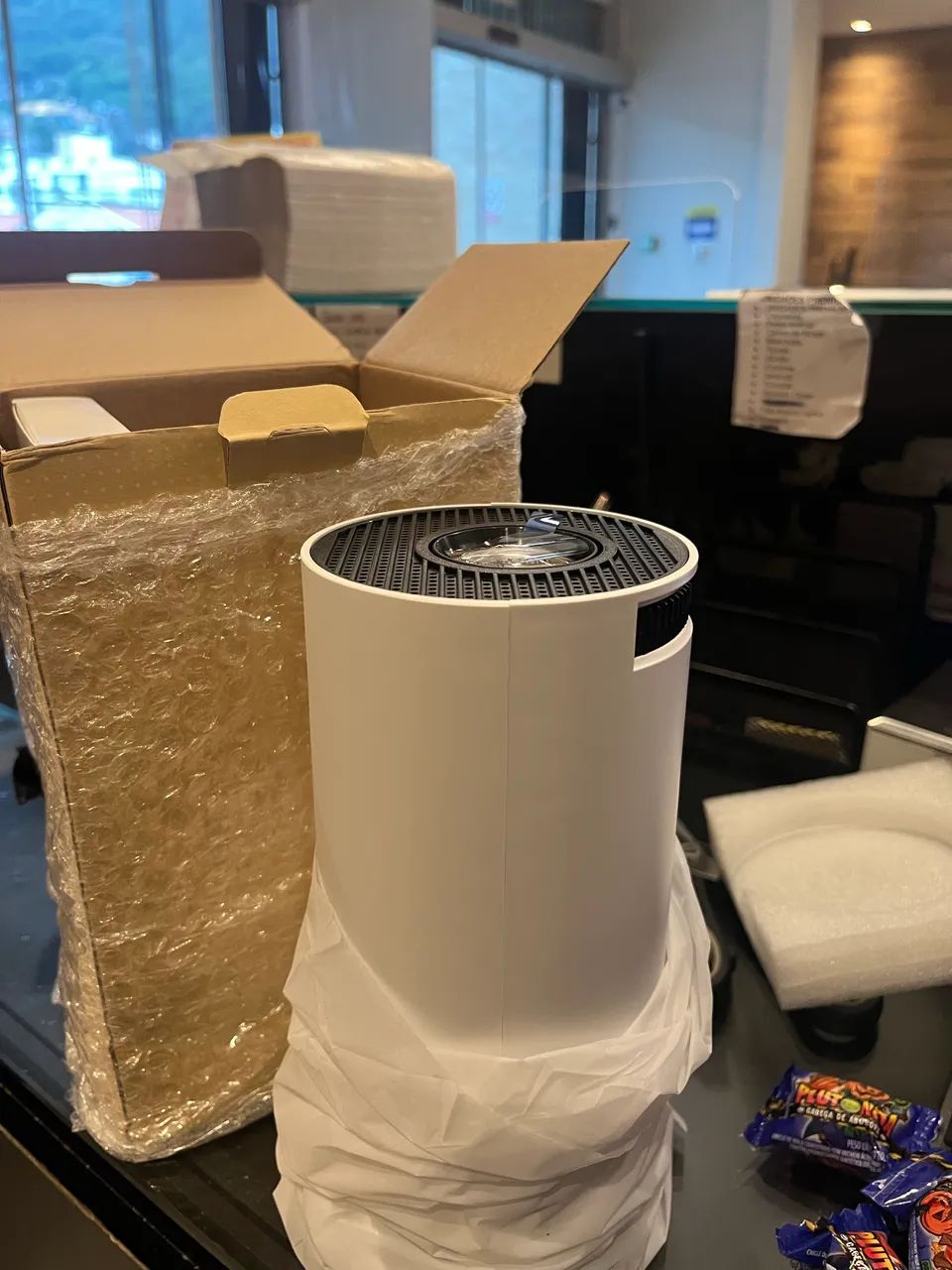 Projector64595543806338120