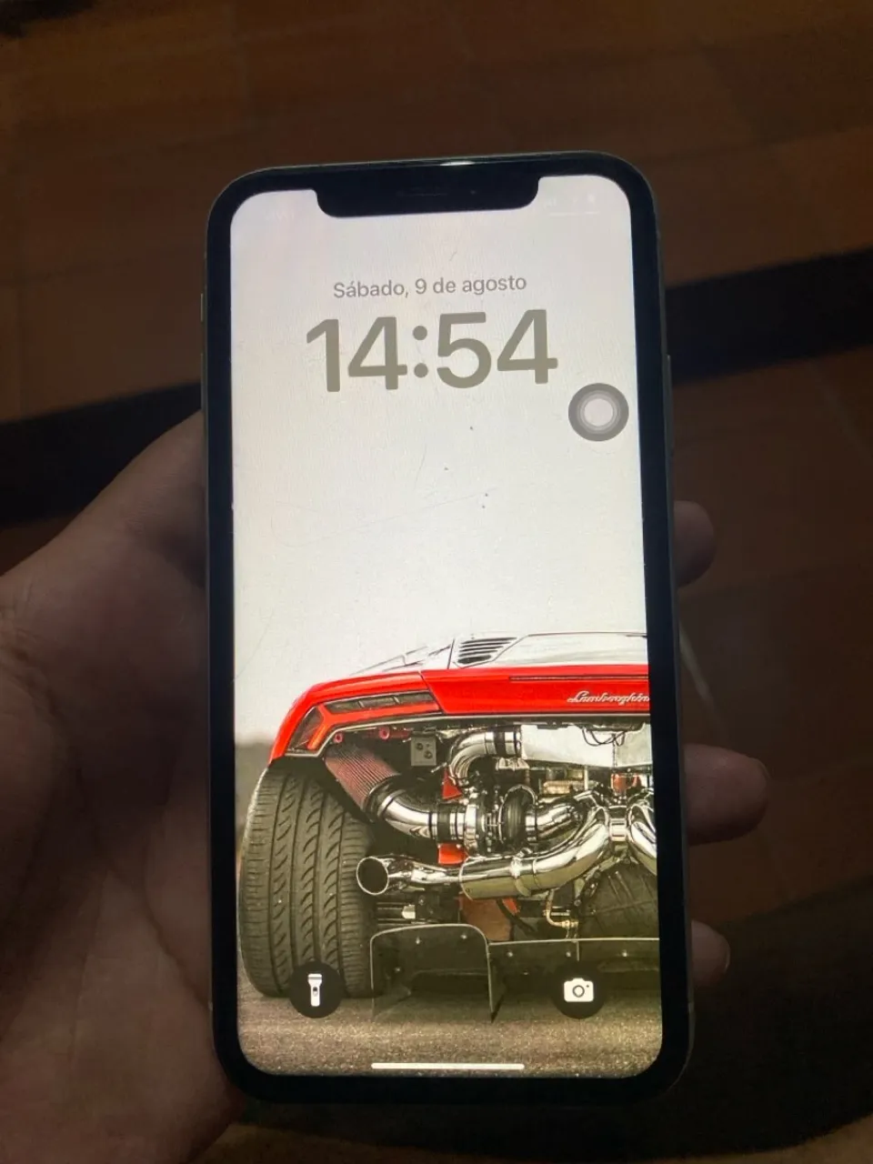 iPhone usado em excelente estado