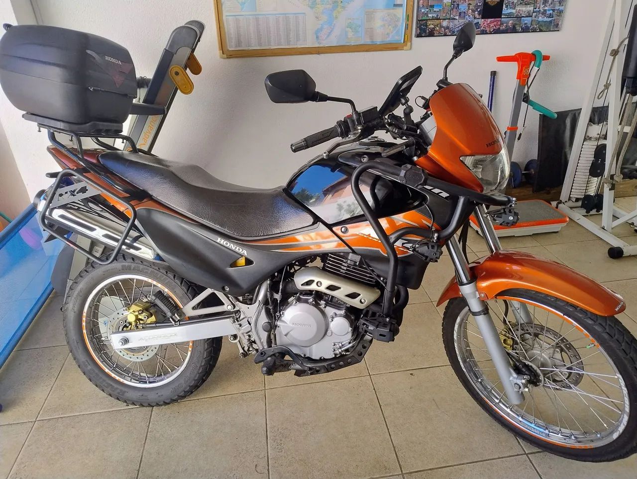 Honda Nx4 Falcon 400cc