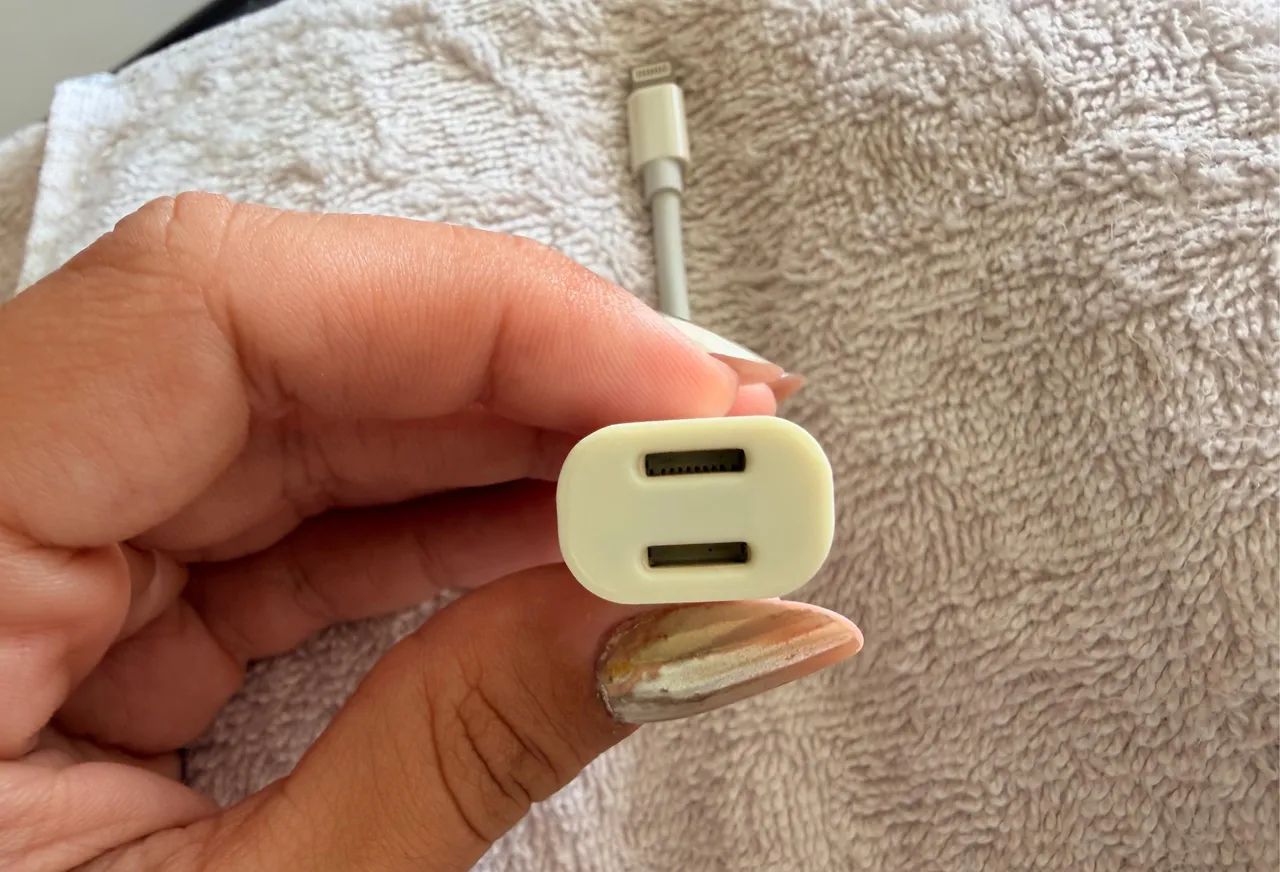 Conector ligting com duas entradas - IPhone , Novo! - Foto 2