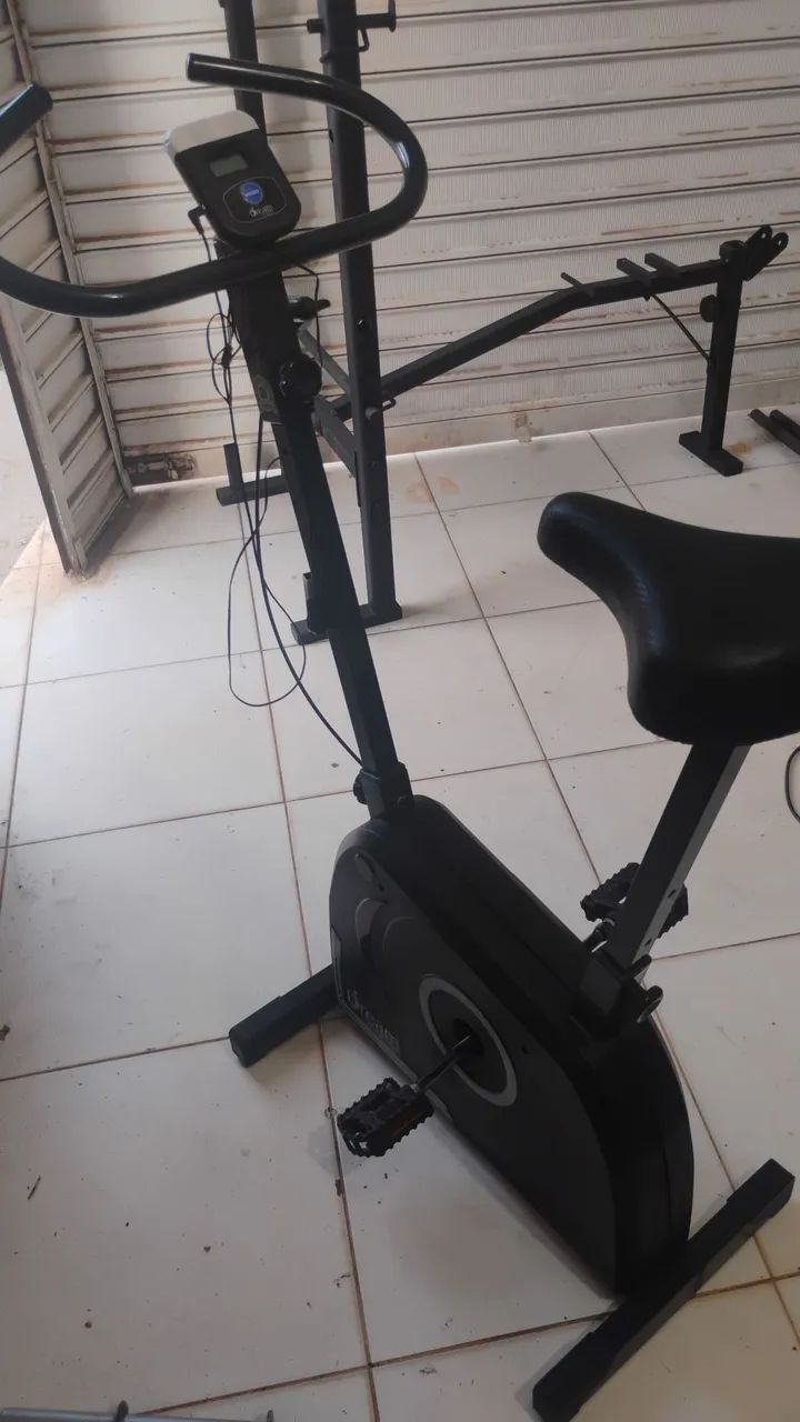 Bicicleta ergométrica Dream semi nova - Foto 2