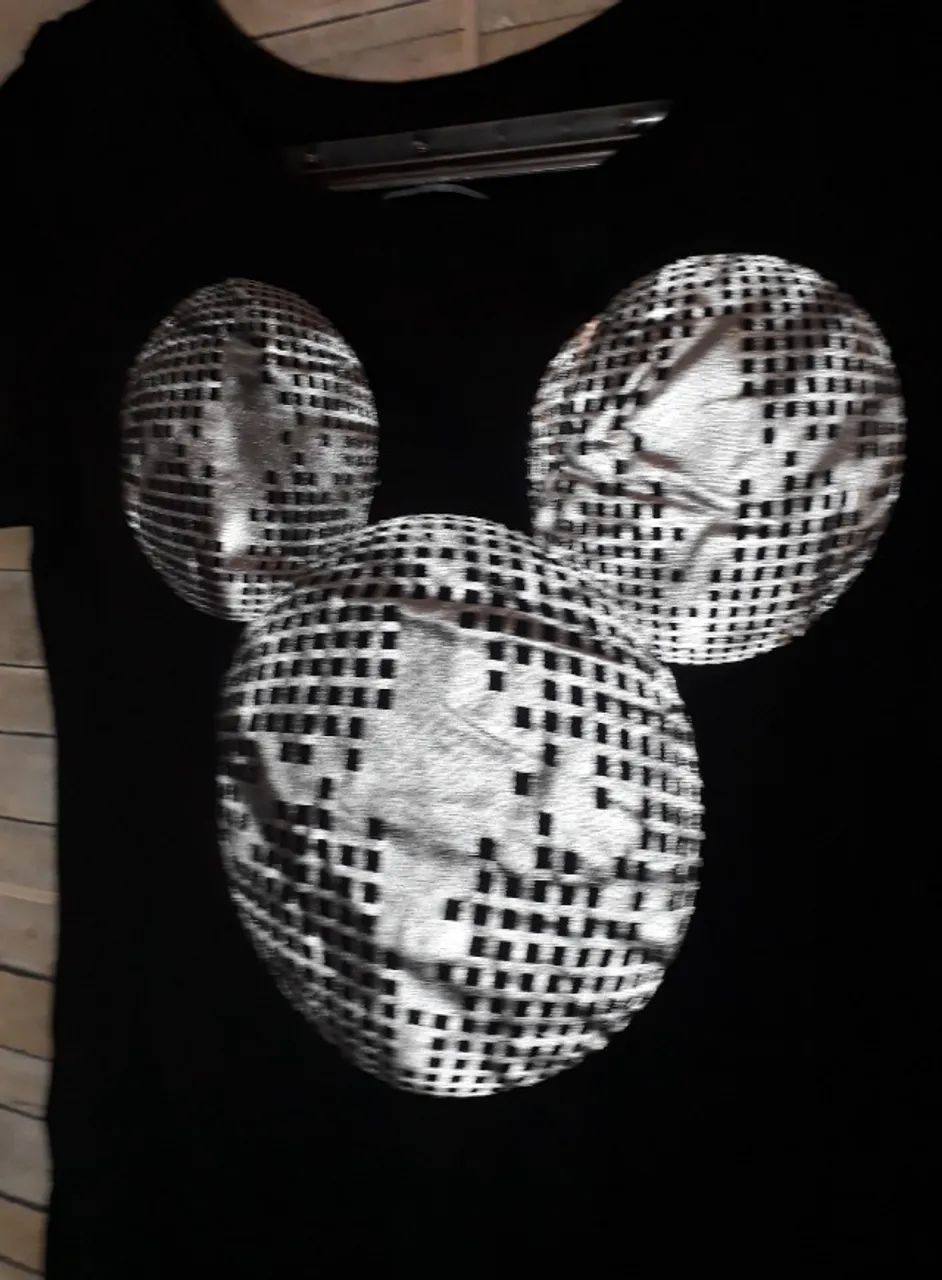 BLUSINHA MICKEY PRATEADO PRETA TAMANHO PP - Foto 2