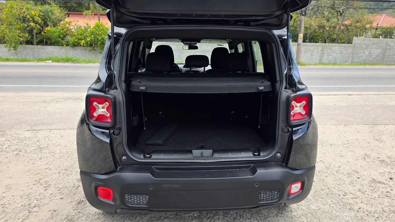 Jeep Renegade Longitude 1.8 4X2 Flex 16V Aut. 2016 - Foto 8