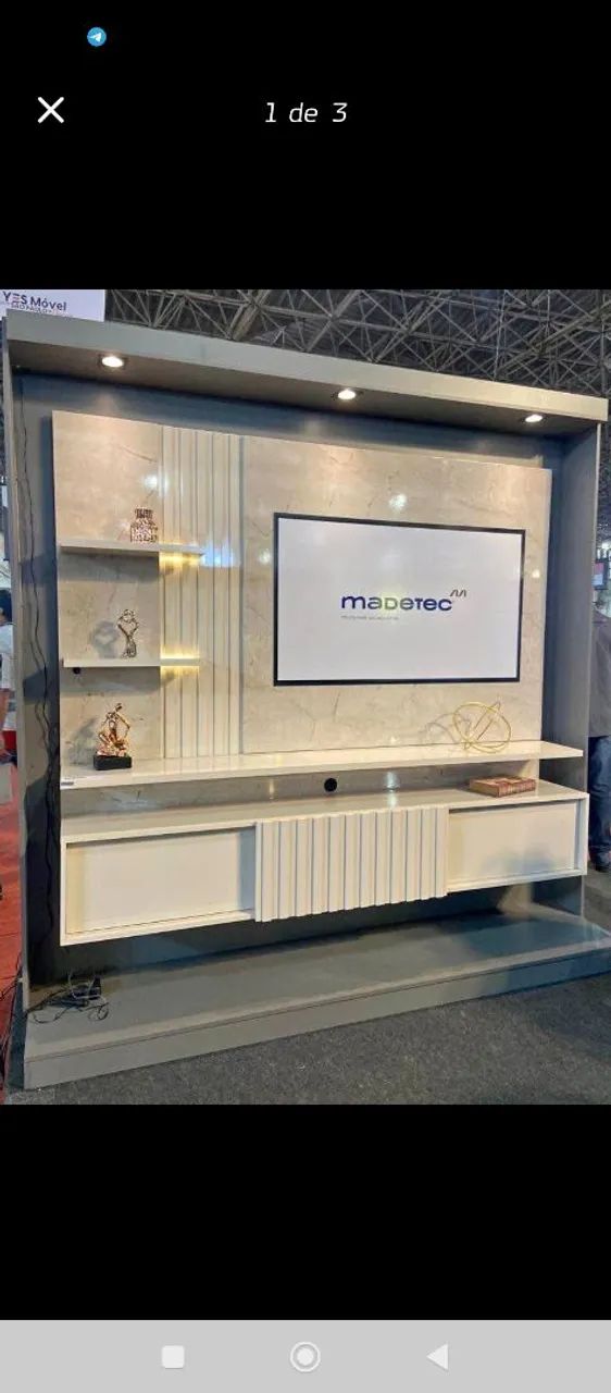 Painel de TV Moderno com Iluminação e Design Exclusivo