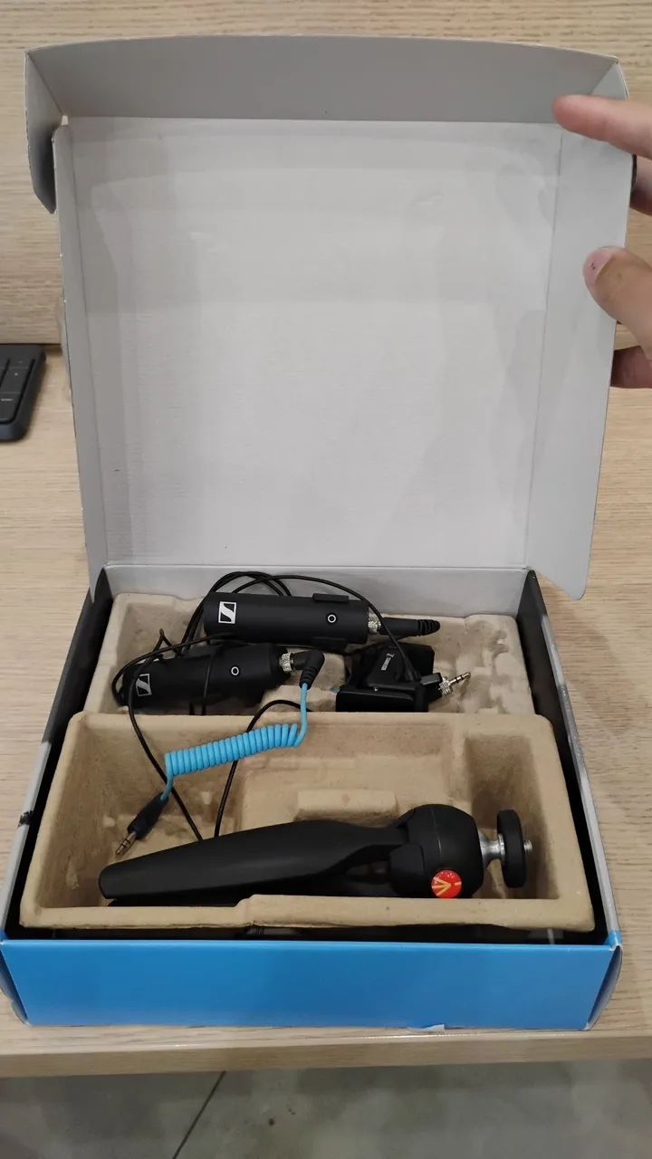 XS Wireless Digital Portable Lav Mobile Kit Microphone64318187948673122