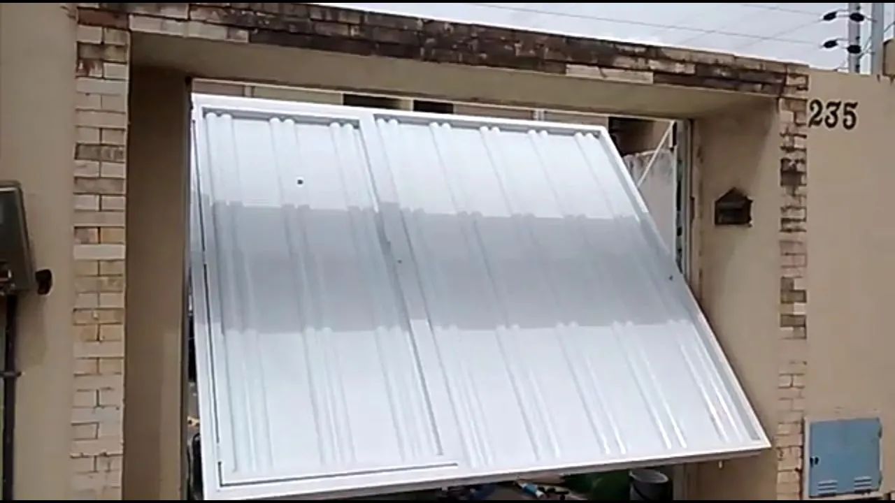 PORTÃO BASCULANTE RÁPIDO  - Foto 3