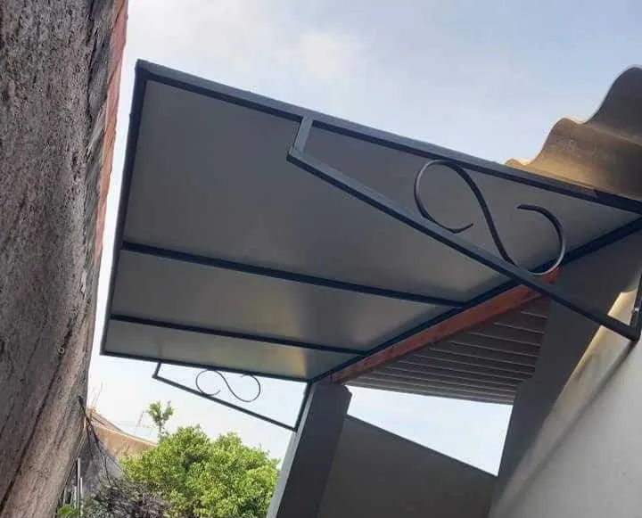 Cobertura de Policarbonato Resistente e Elegante - Foto 6