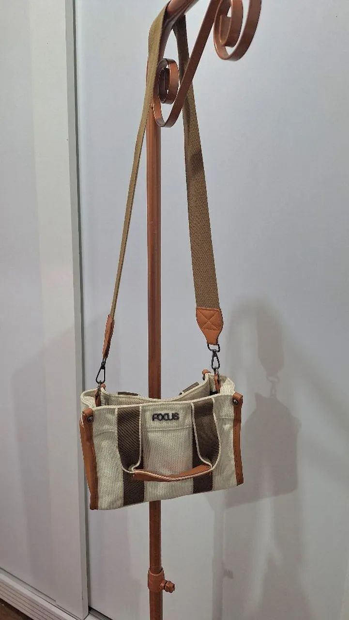 Bolsa de ombro FOCUS - Estilo e praticidade
