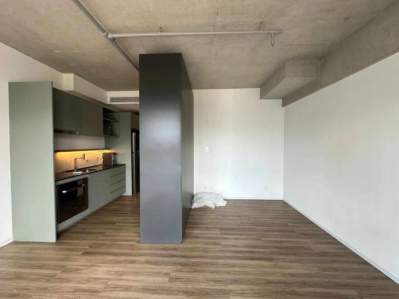 Apartamento (semi mobiliado) locação com 54m2 STUDIO em Pinheiros - São Paulo - SP - Foto 9