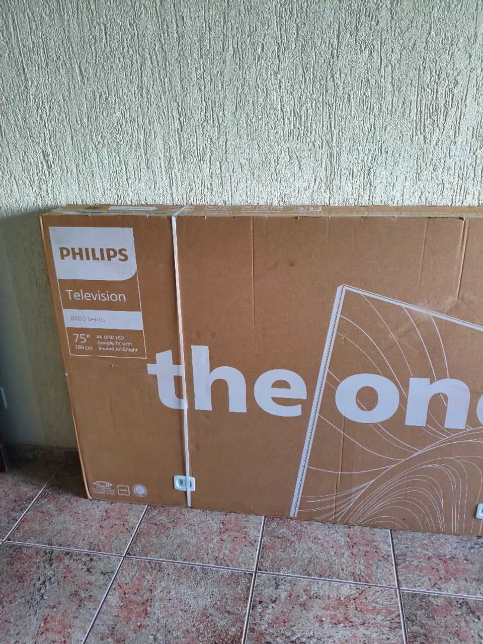 Smart TV 75 Philips The One Ambilight Lacrada na Caixa