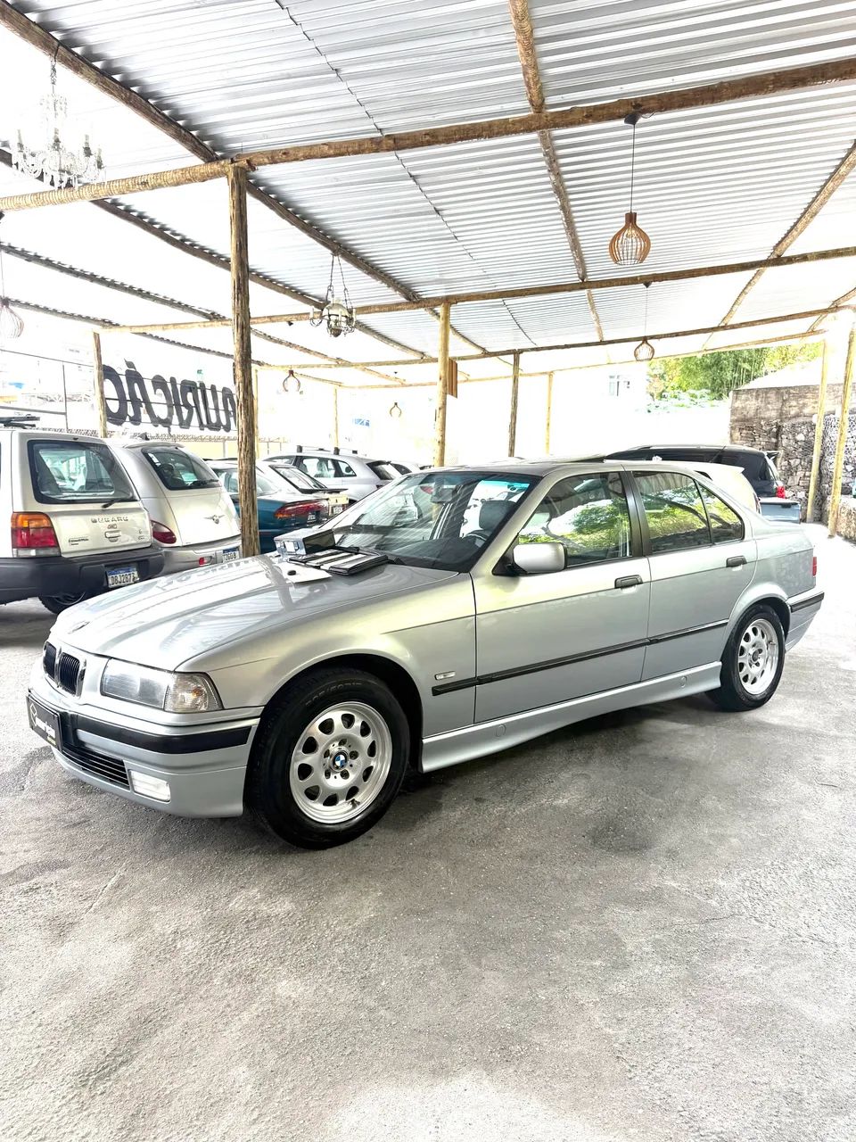 BMW 323I 98/98 De Coleção. 90% Pintura de Fábrica. S/Detalhes Ímpar 