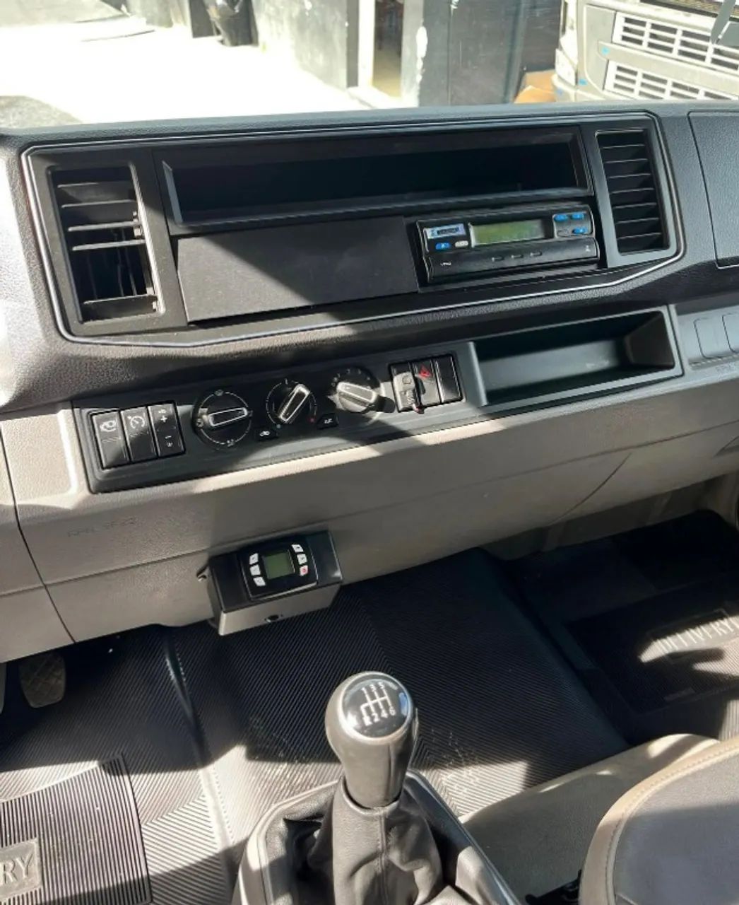 Vw 11180 4x2 - 2019  - Foto 5