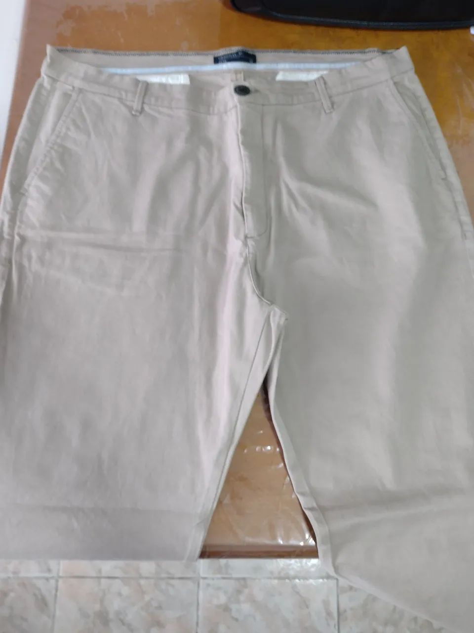 Calça Esporte Chick Bege TAM. 52 