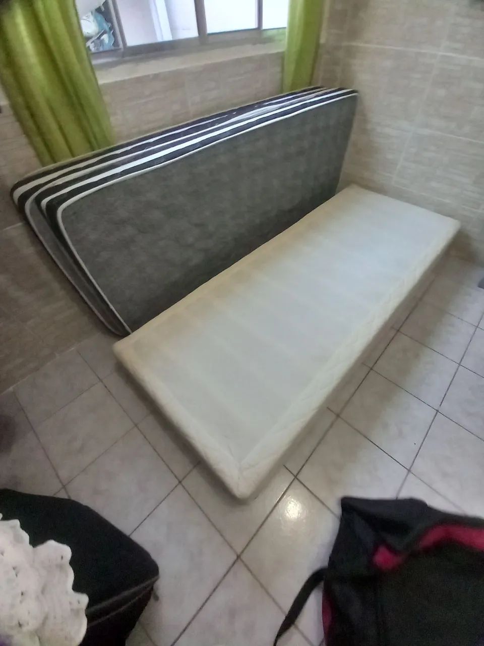 Cama box com 2 colchões  para solteiro  - Foto 2