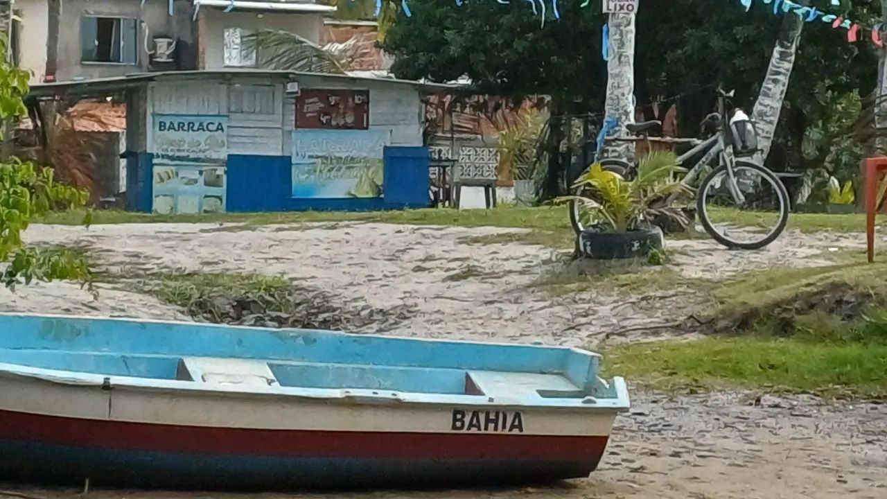 Terreno em condomínio planeta água 
