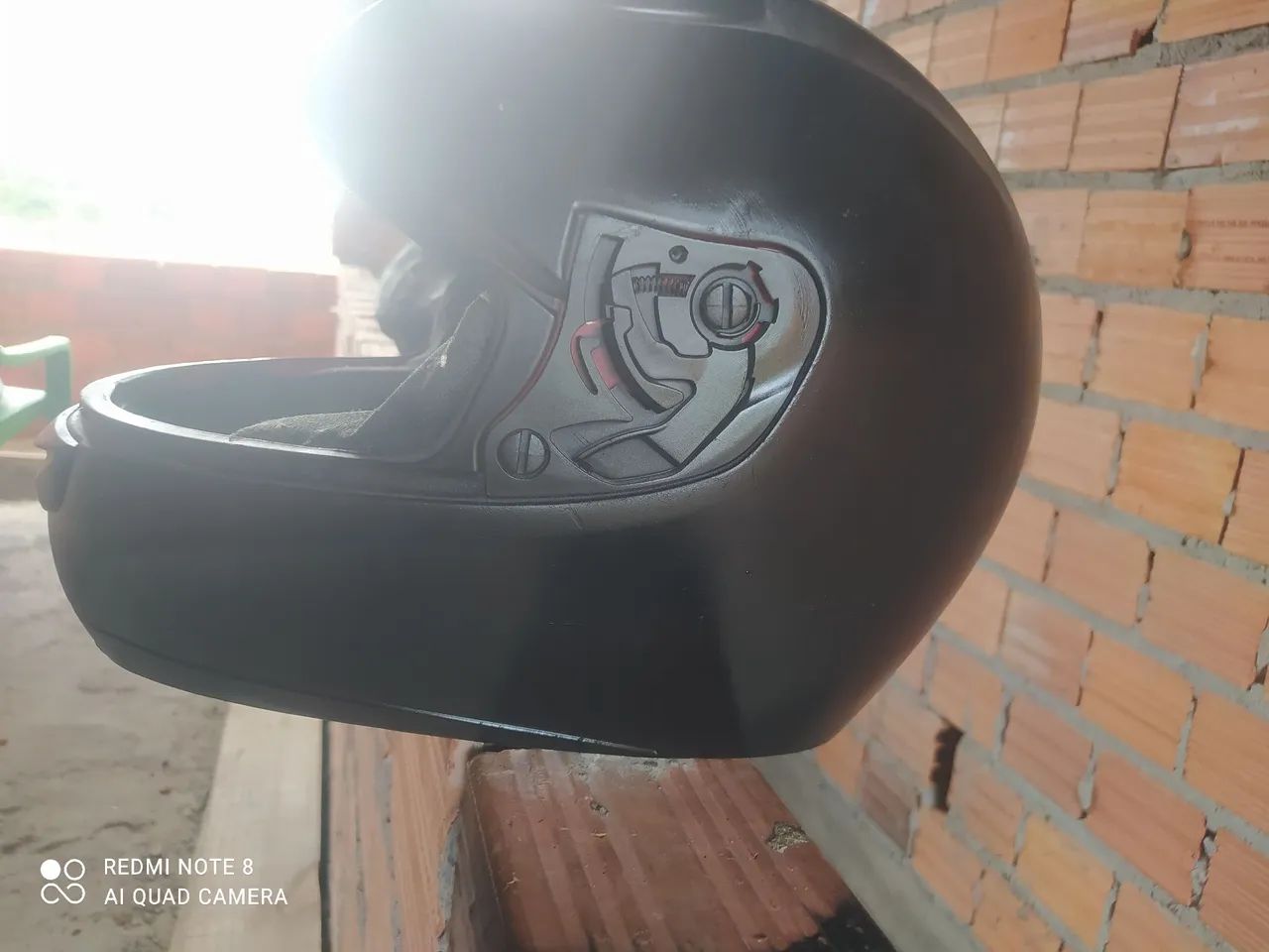 Capacete de Moto personalizado com adesivo do Pikachu - Foto 3