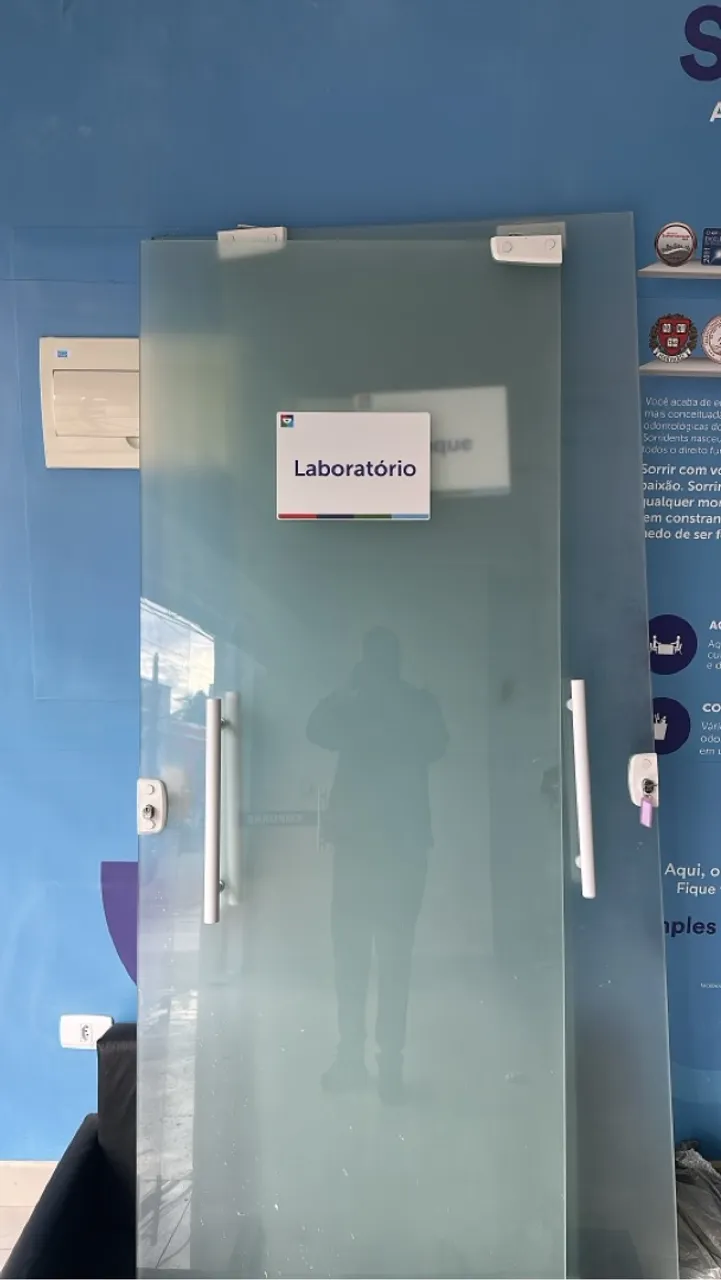 Porta de Vidro para escritório