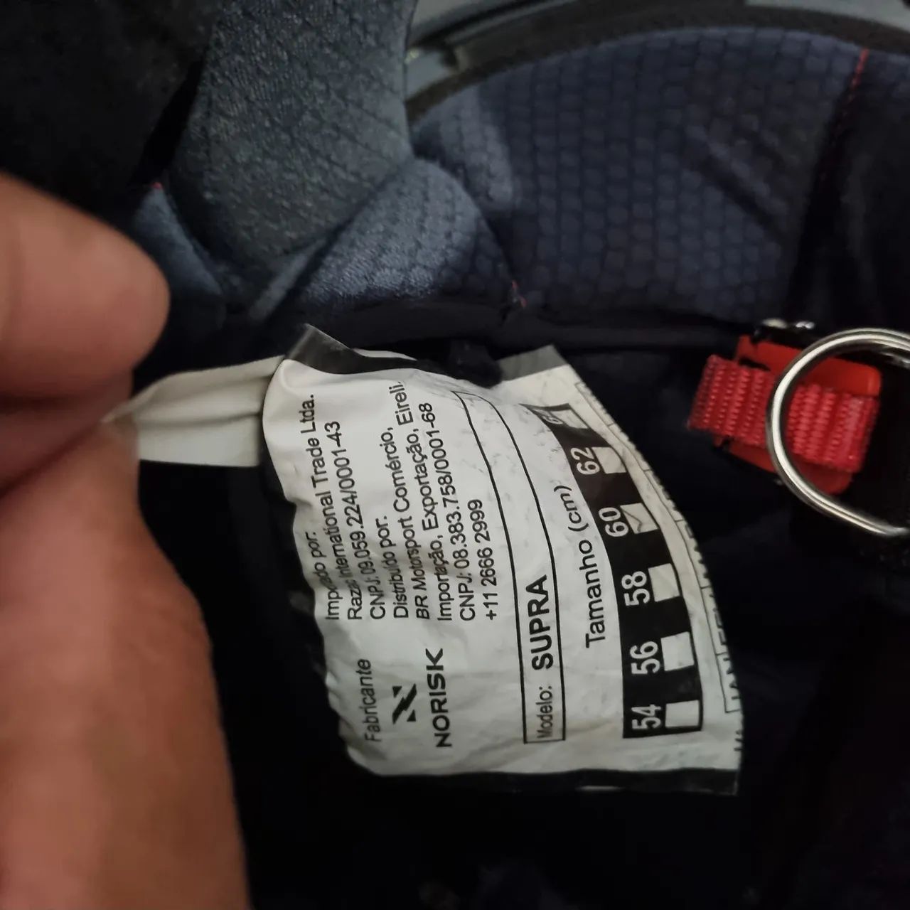 VENDO OS 2 CAPACETES NORISK E ASX - Foto 4
