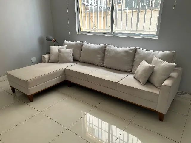 Sofá Retrô Moderno em L com Chaise  4 lugares - Foto 2