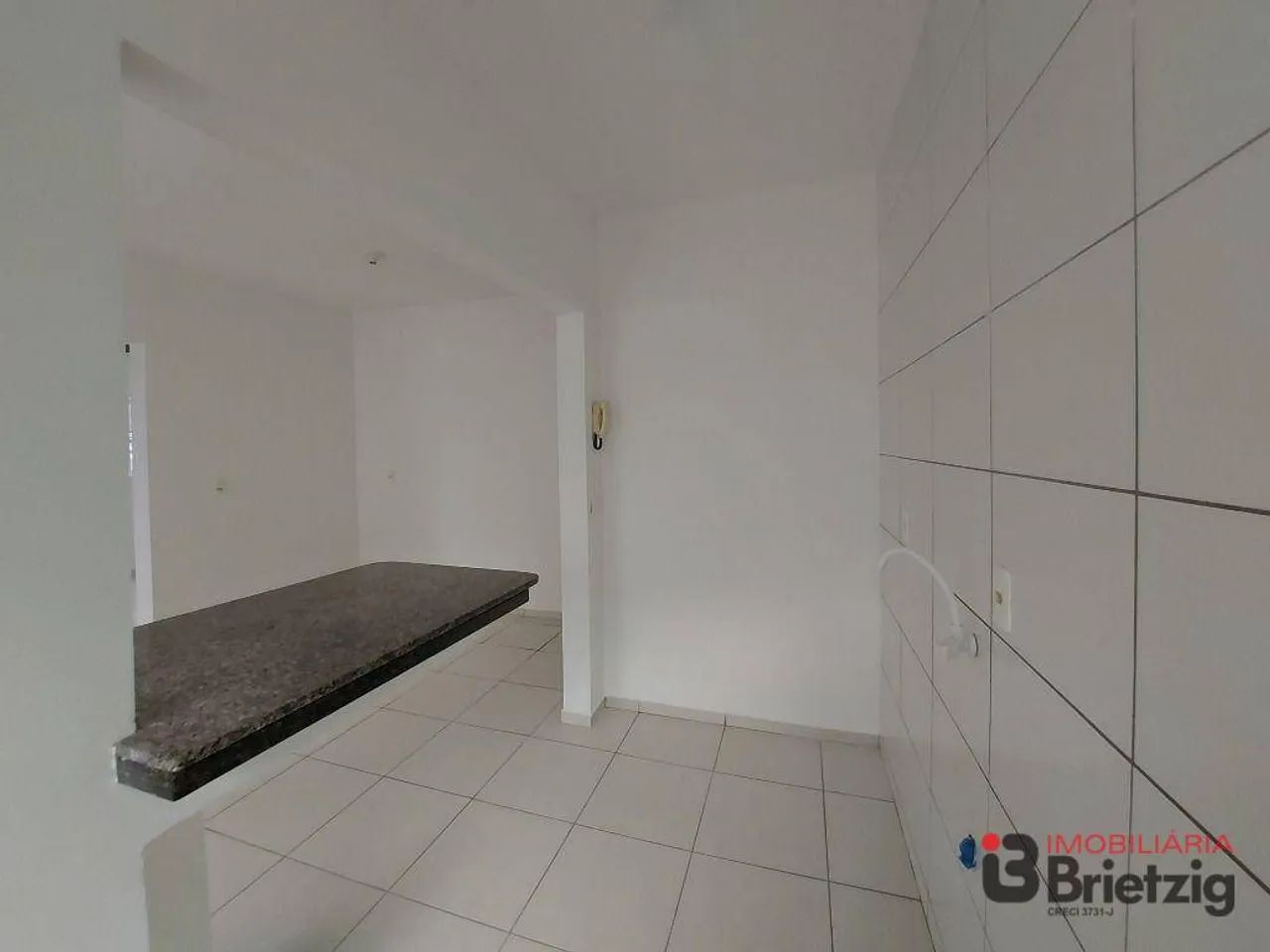 Apartamento com 2 dormitórios para alugar, 55 m² por R$ 1.200 +taxas/mês - Itaum - Joinvil - Foto 10