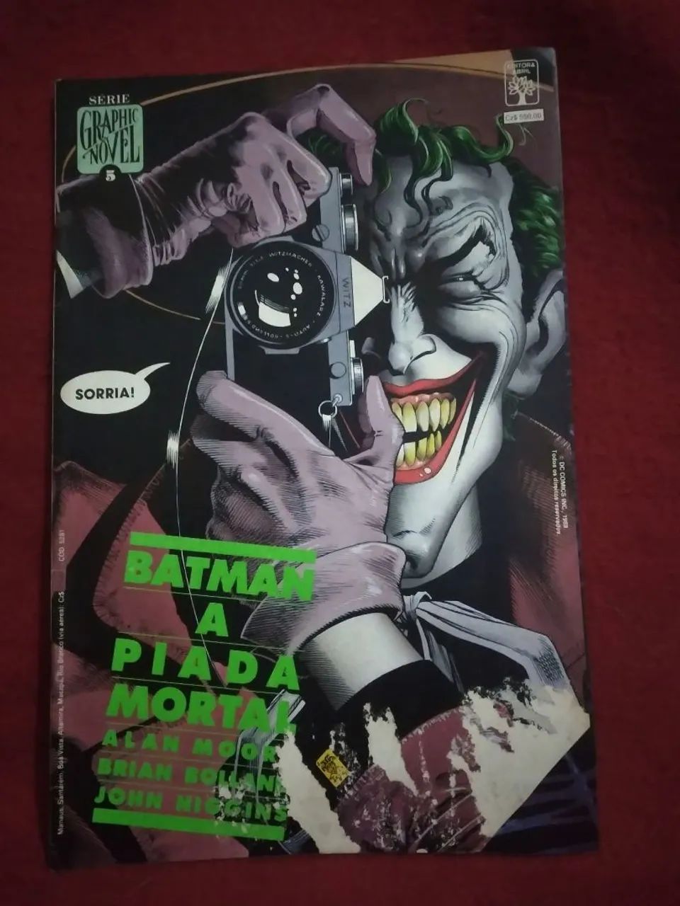 HQ Batman: A Piada Mortal