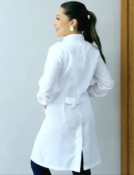 Jaleco feminino oxford branco, acinturado, com punho - Foto 3