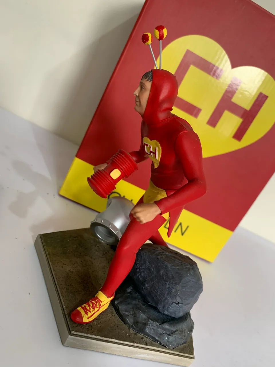 Chapolin Versão Deluxe Iron Studio 1/10  - Foto 4