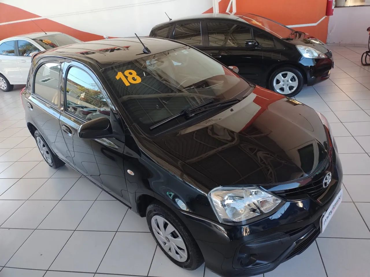 TOYOTA Etios Hatch 1.3 16V 4P FLEX X - 2018 - Foto 4